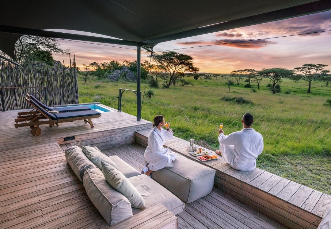 Serengeti luxury lodge